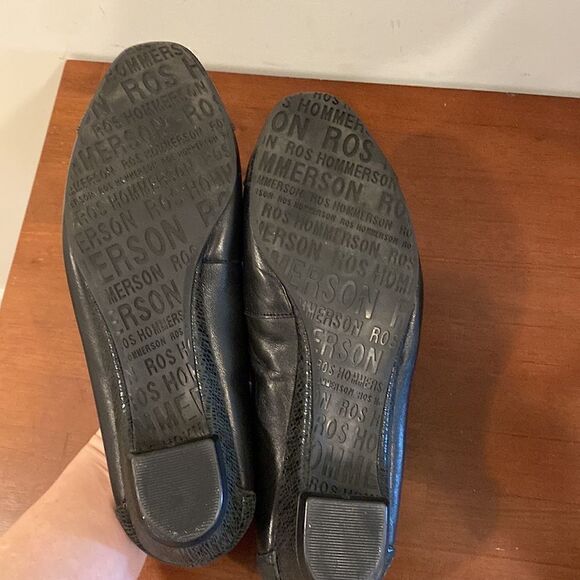 Ros Hommerson Tasha Black Sheep Leather Iquana Flat Dress shoe, 8.5 like new - Picture 7 of 10